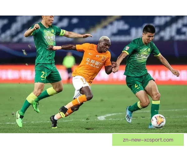 巴吞他尼大学与北曼谷大学激战成平 0比0结束比赛